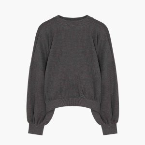 Sweater with slogan